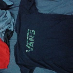 vans tshirt